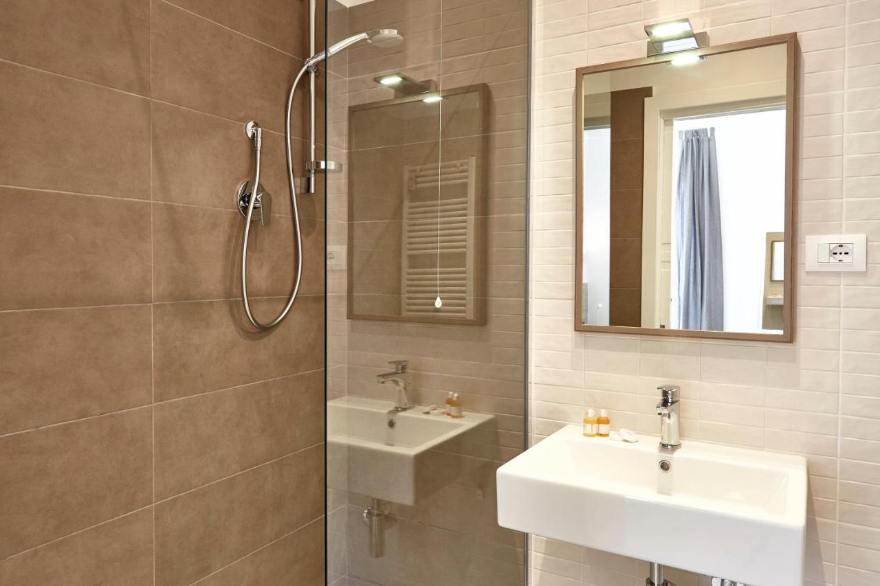Raffaela'S Suite & Rooms Vatican Guest House روما المظهر الخارجي الصورة