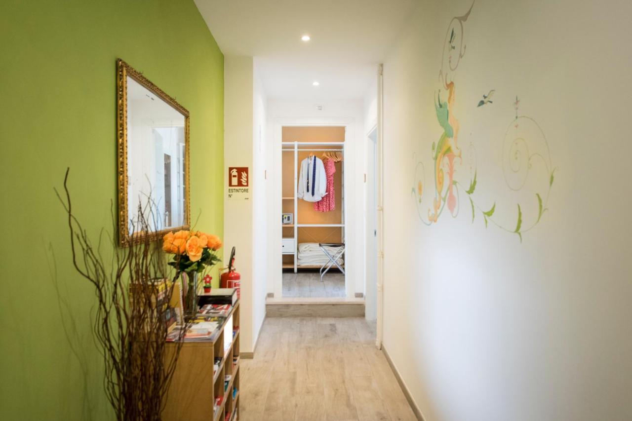 Raffaela'S Suite & Rooms Vatican Guest House روما المظهر الخارجي الصورة