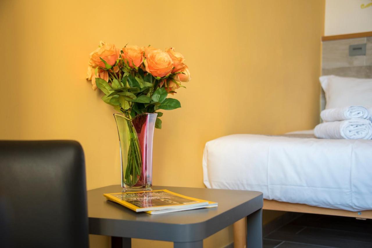 Raffaela'S Suite & Rooms Vatican Guest House روما المظهر الخارجي الصورة